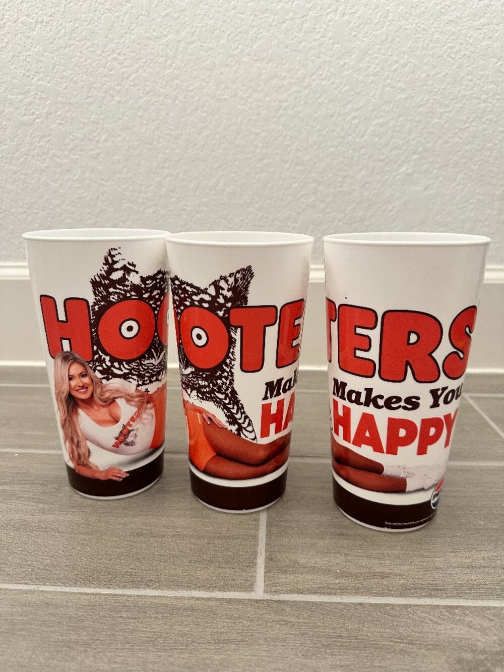 Vintage 90s Hooters Pepsi Tumbler Cup 20oz Set of 3
